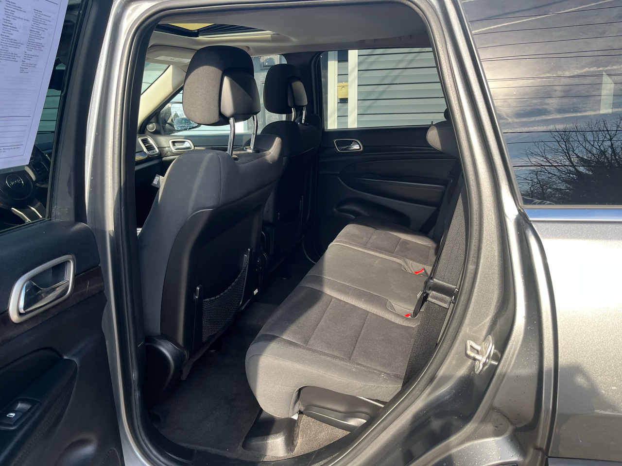 Jeep Grand Cherokee 4WD 4dr Laredo 2012