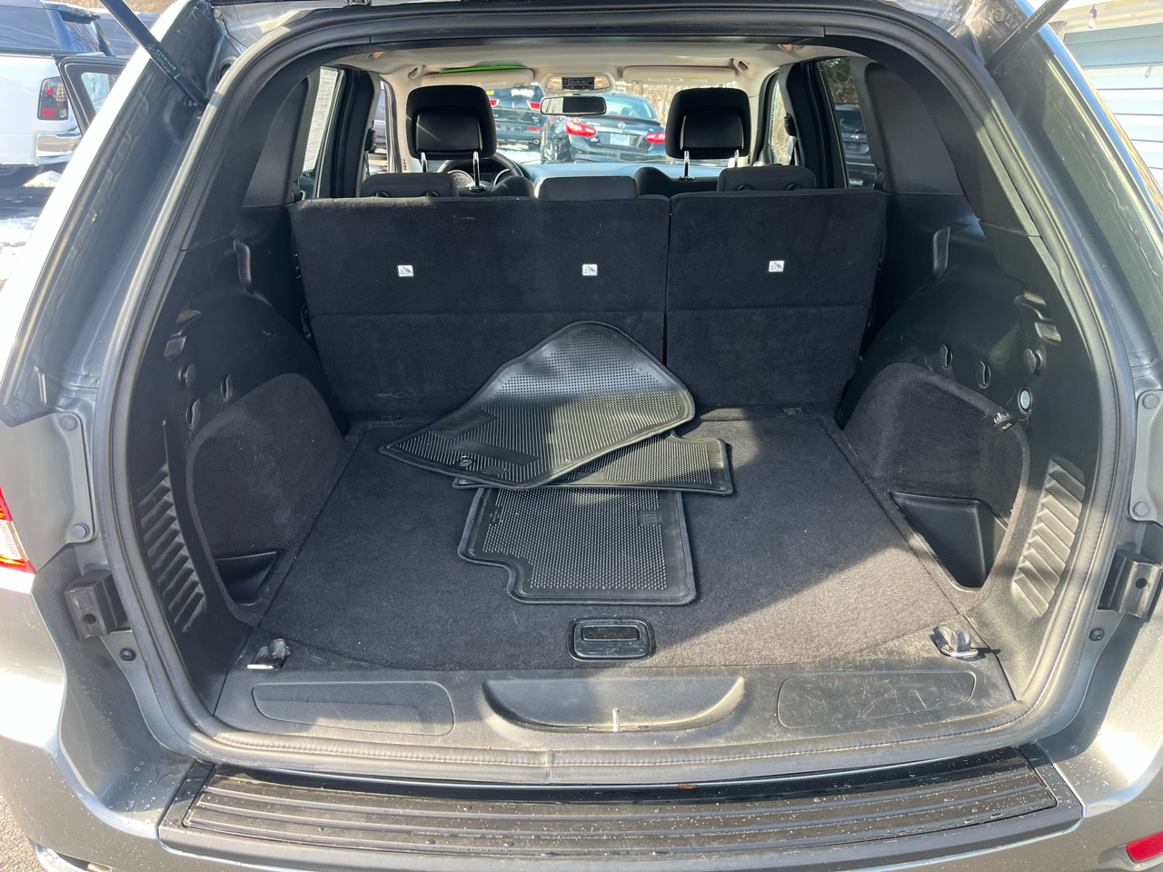 Jeep Grand Cherokee 4WD 4dr Laredo 2012