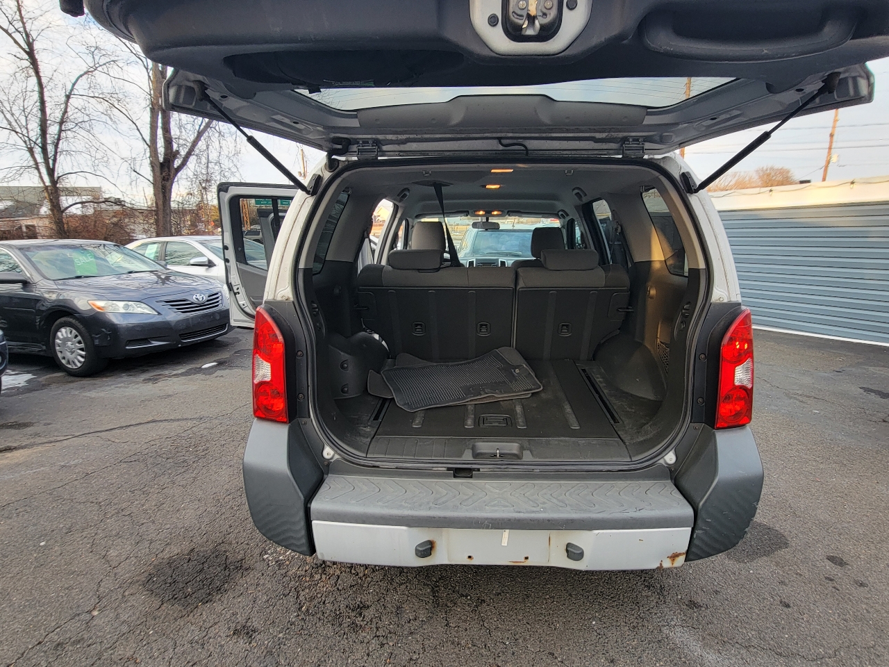 Nissan Xterra 4WD 4dr Auto S 2011