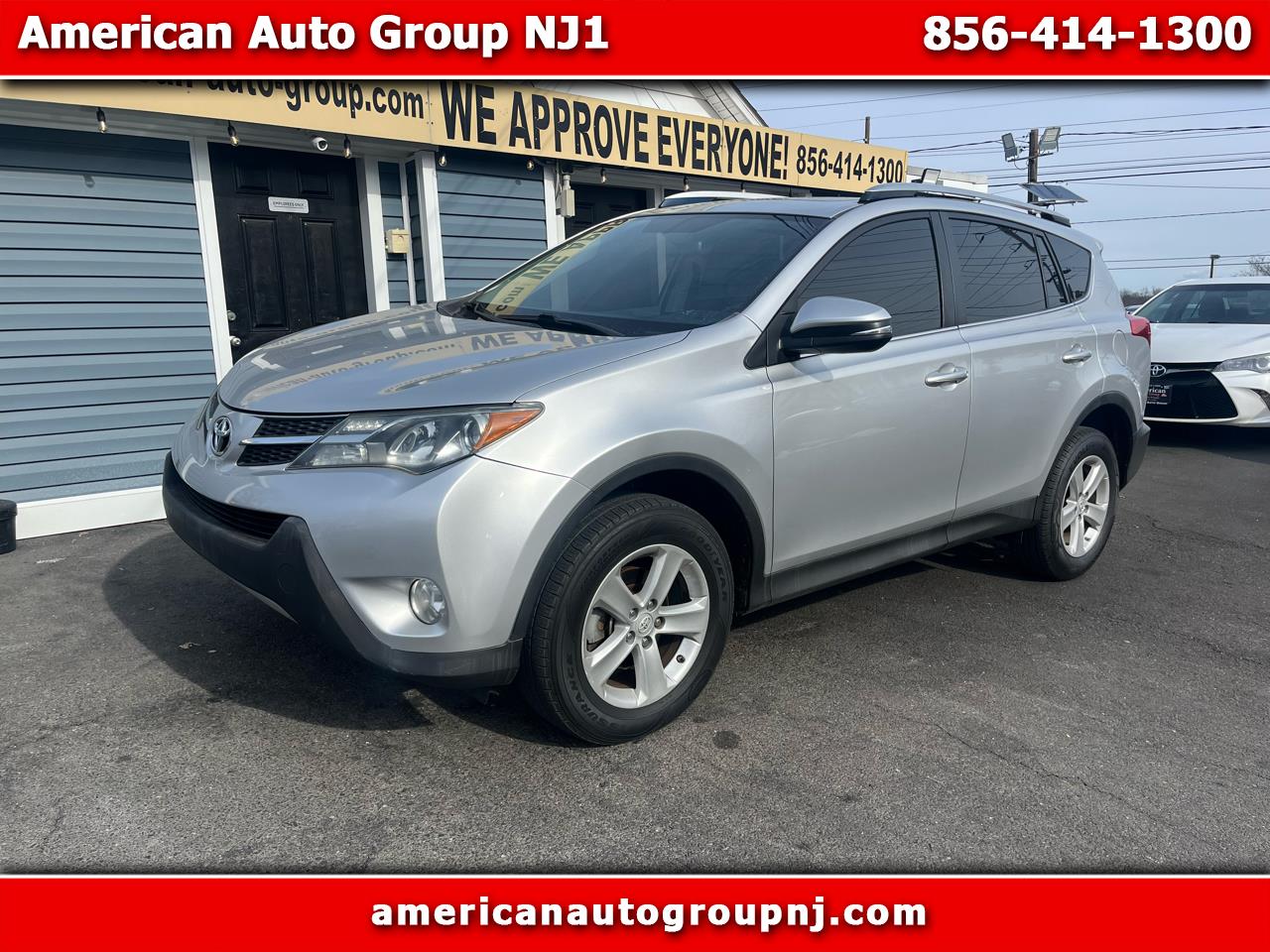 Toyota RAV4 AWD 4dr XLE (Natl) 2013