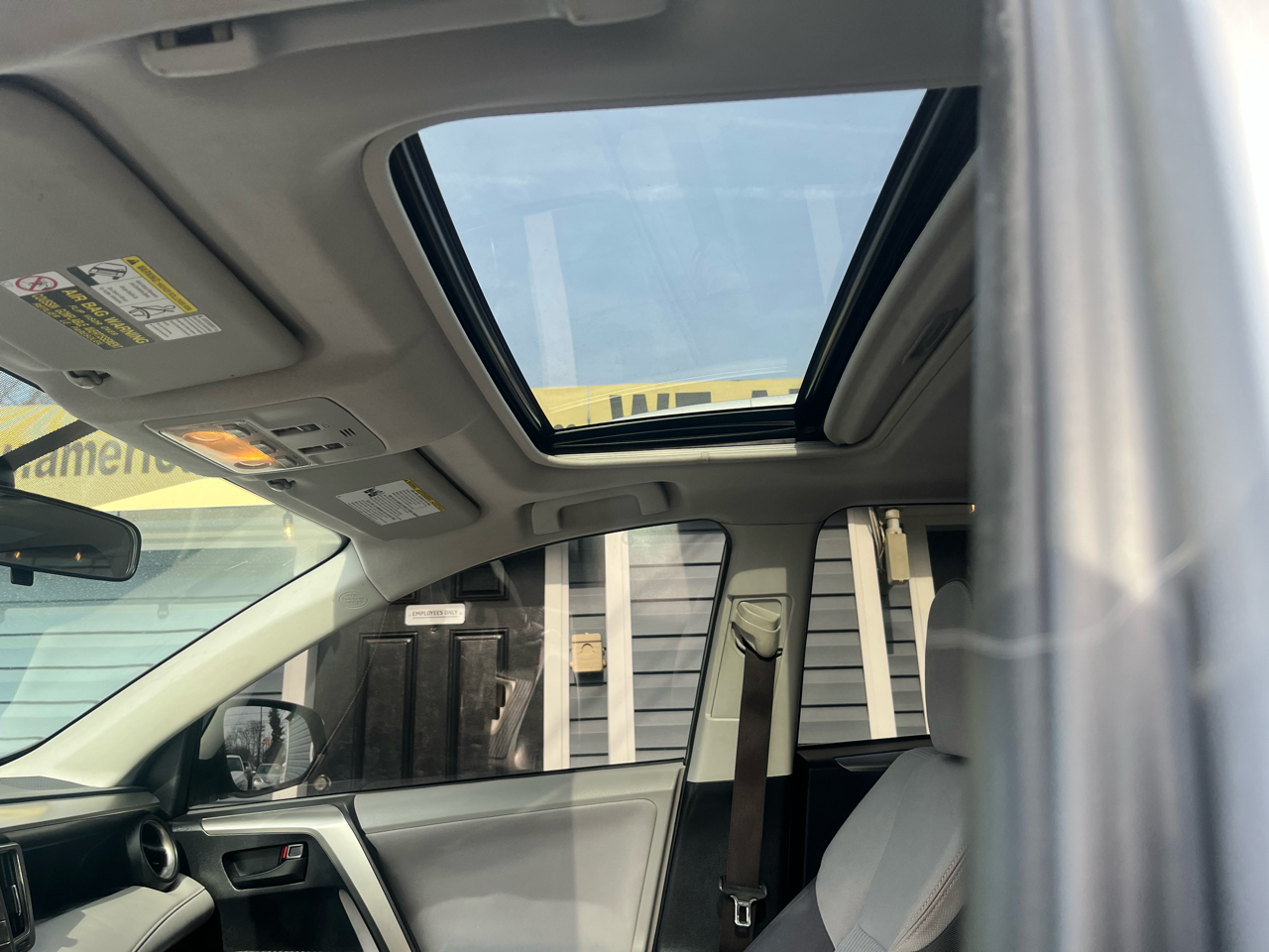 Toyota RAV4 AWD 4dr XLE (Natl) 2013