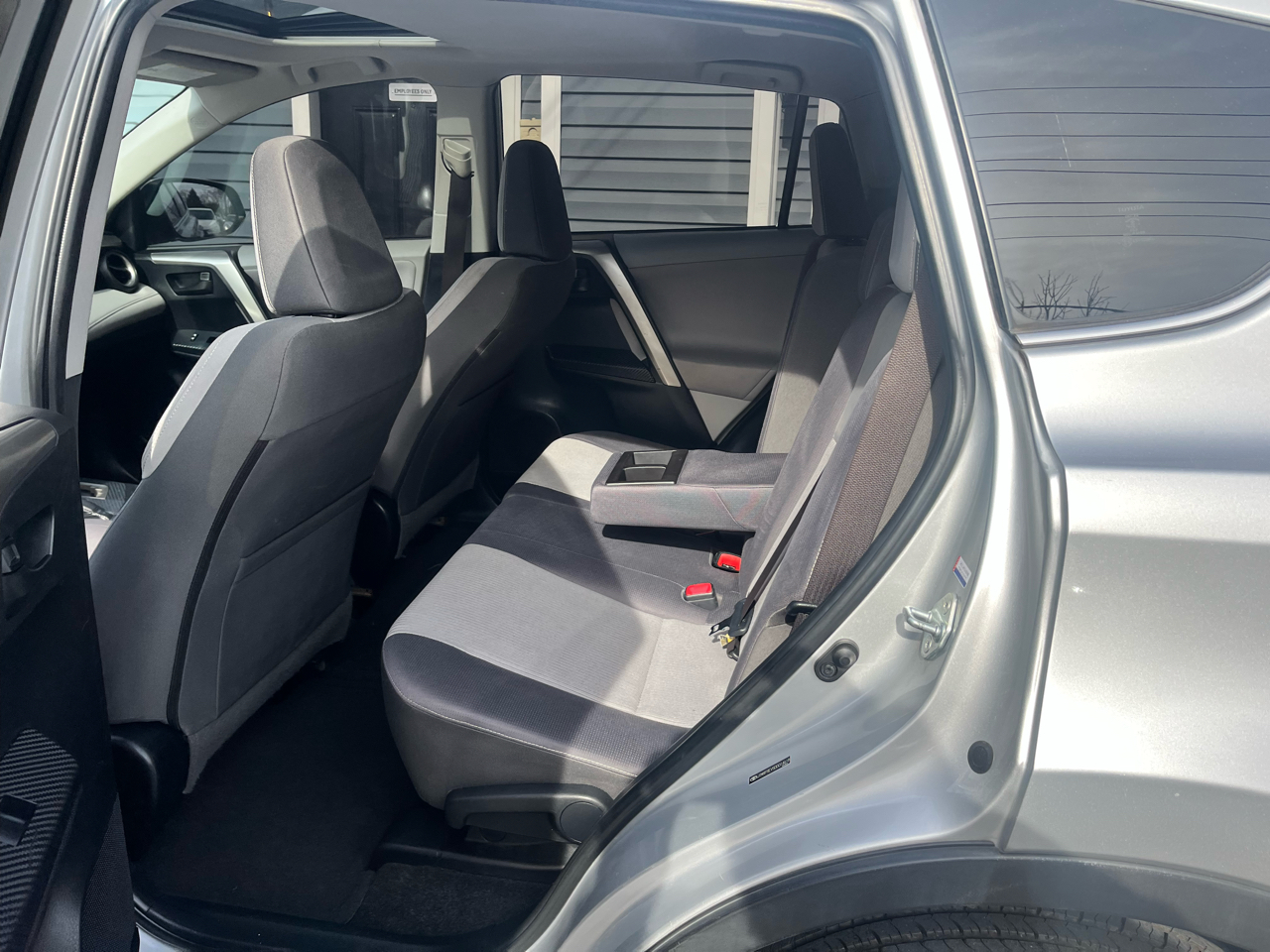 Toyota RAV4 AWD 4dr XLE (Natl) 2013