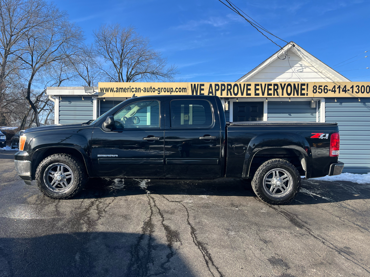 GMC Sierra 1500 4WD Crew Cab 143.5" SLE 2011