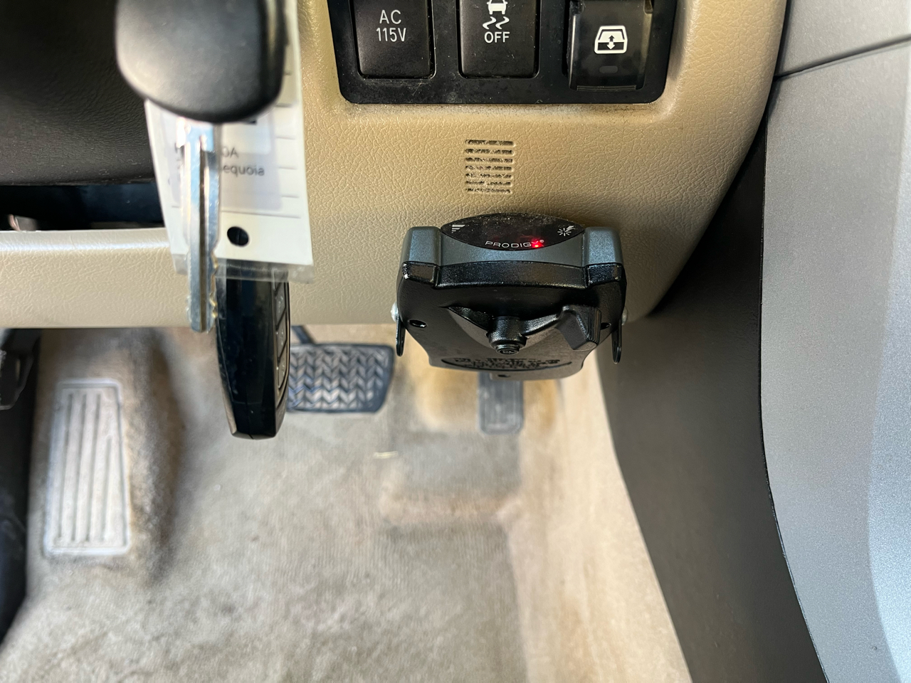 Toyota Sequoia 4WD 4dr LV8 6-Spd AT Ltd (Natl) 2008