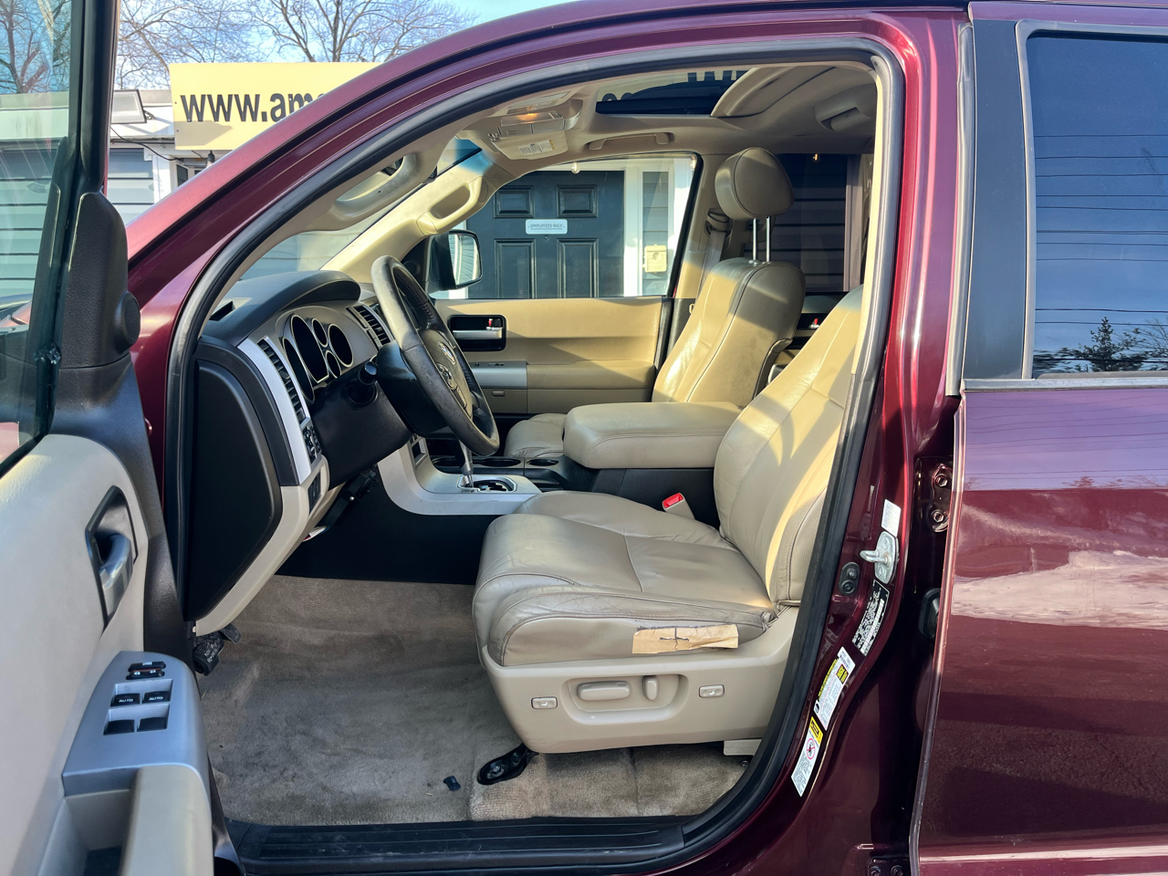 Toyota Sequoia 4WD 4dr LV8 6-Spd AT Ltd (Natl) 2008