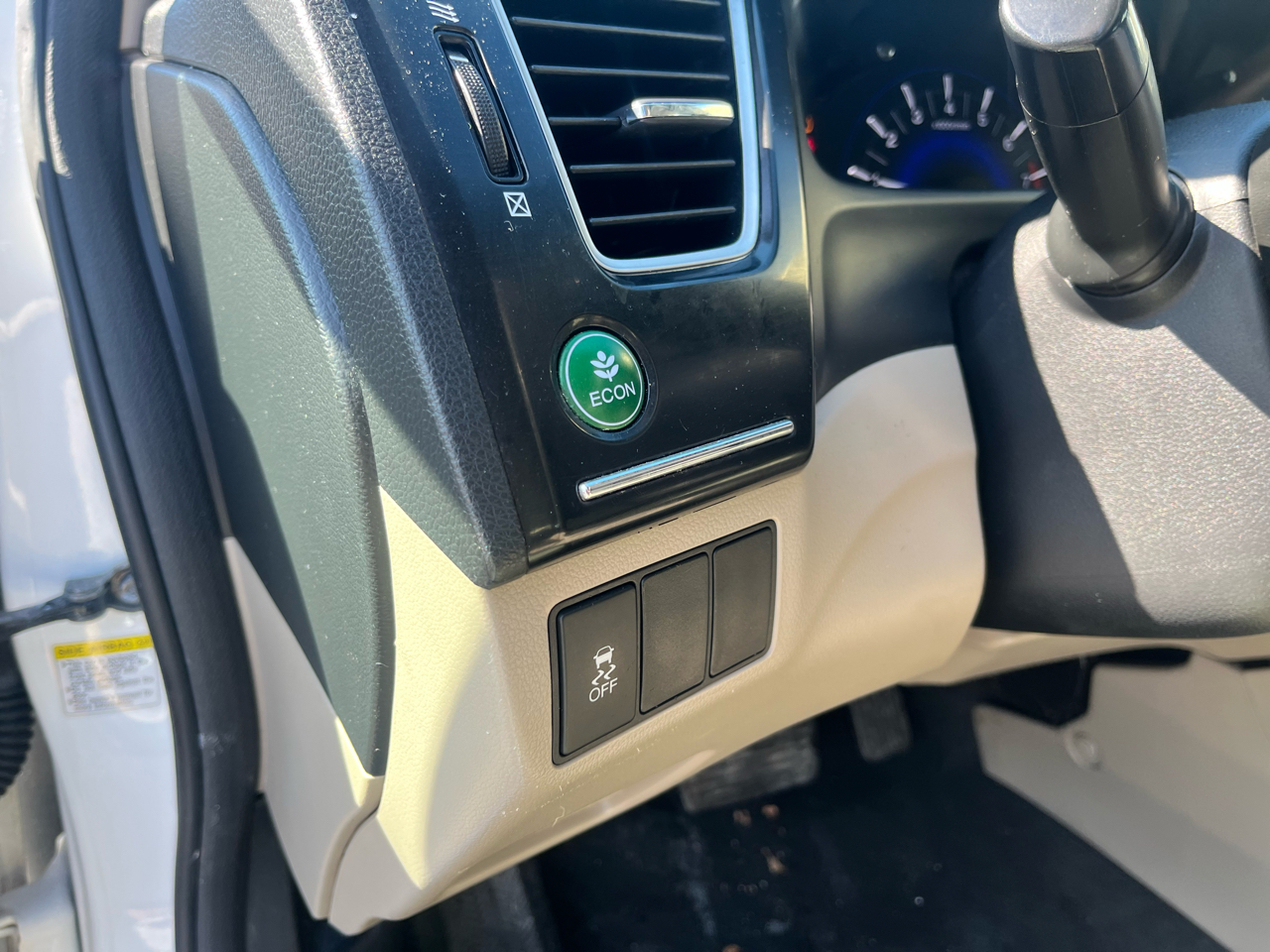 Honda Civic Sdn 4dr Auto LX 2013