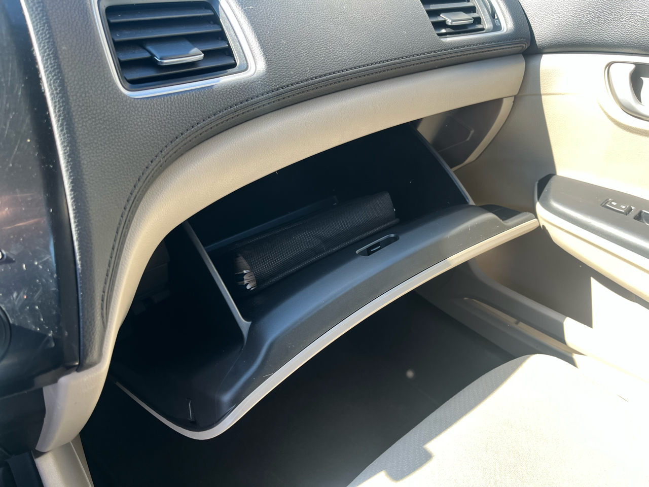 Honda Civic Sdn 4dr Auto LX 2013