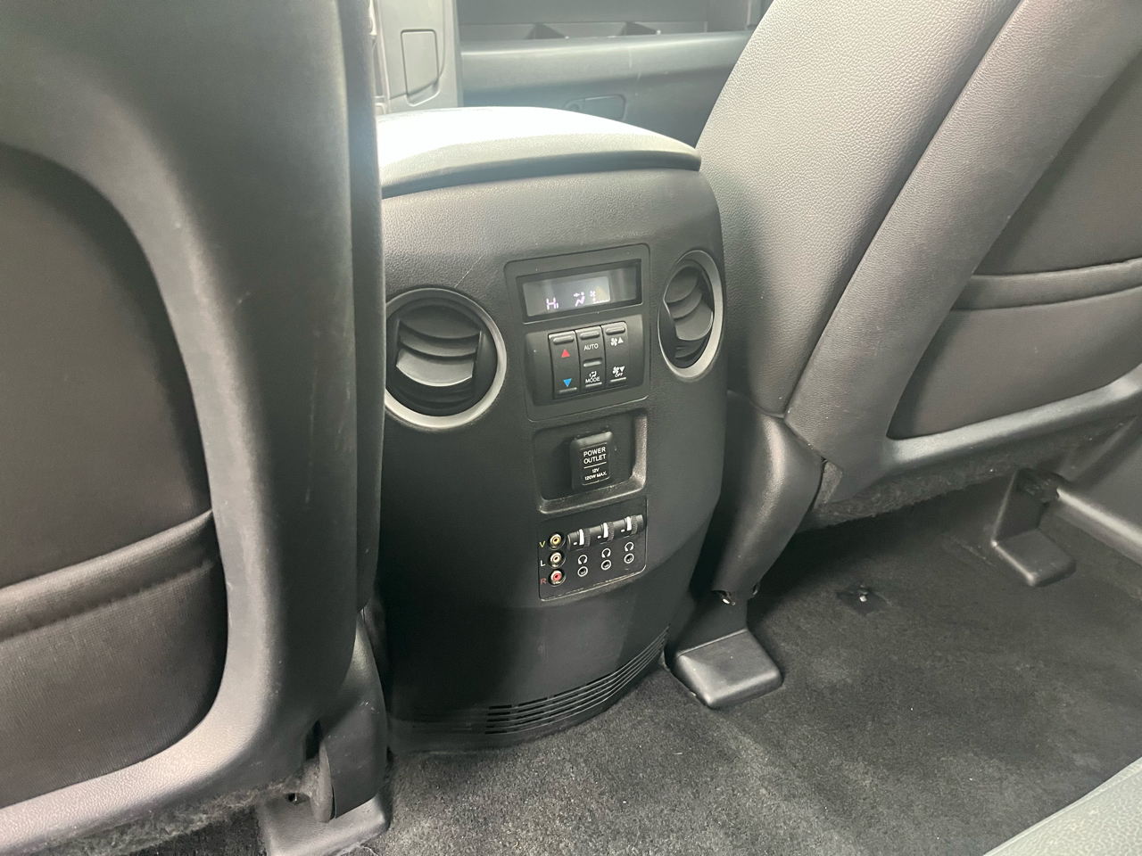 Honda Pilot 4WD 4dr Touring w/RES & Navi 2014