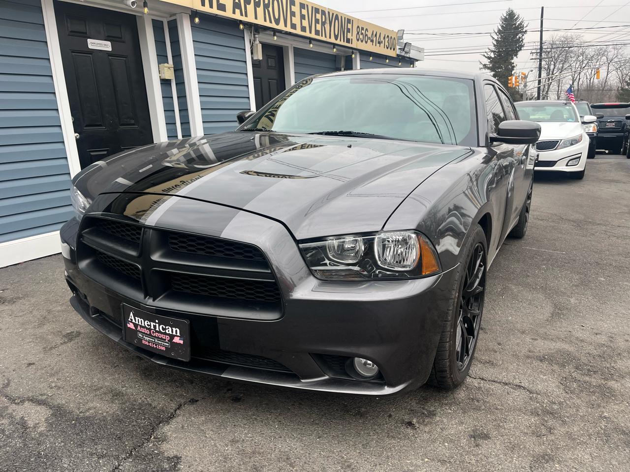 Dodge Charger 4dr Sdn SE RWD 2013