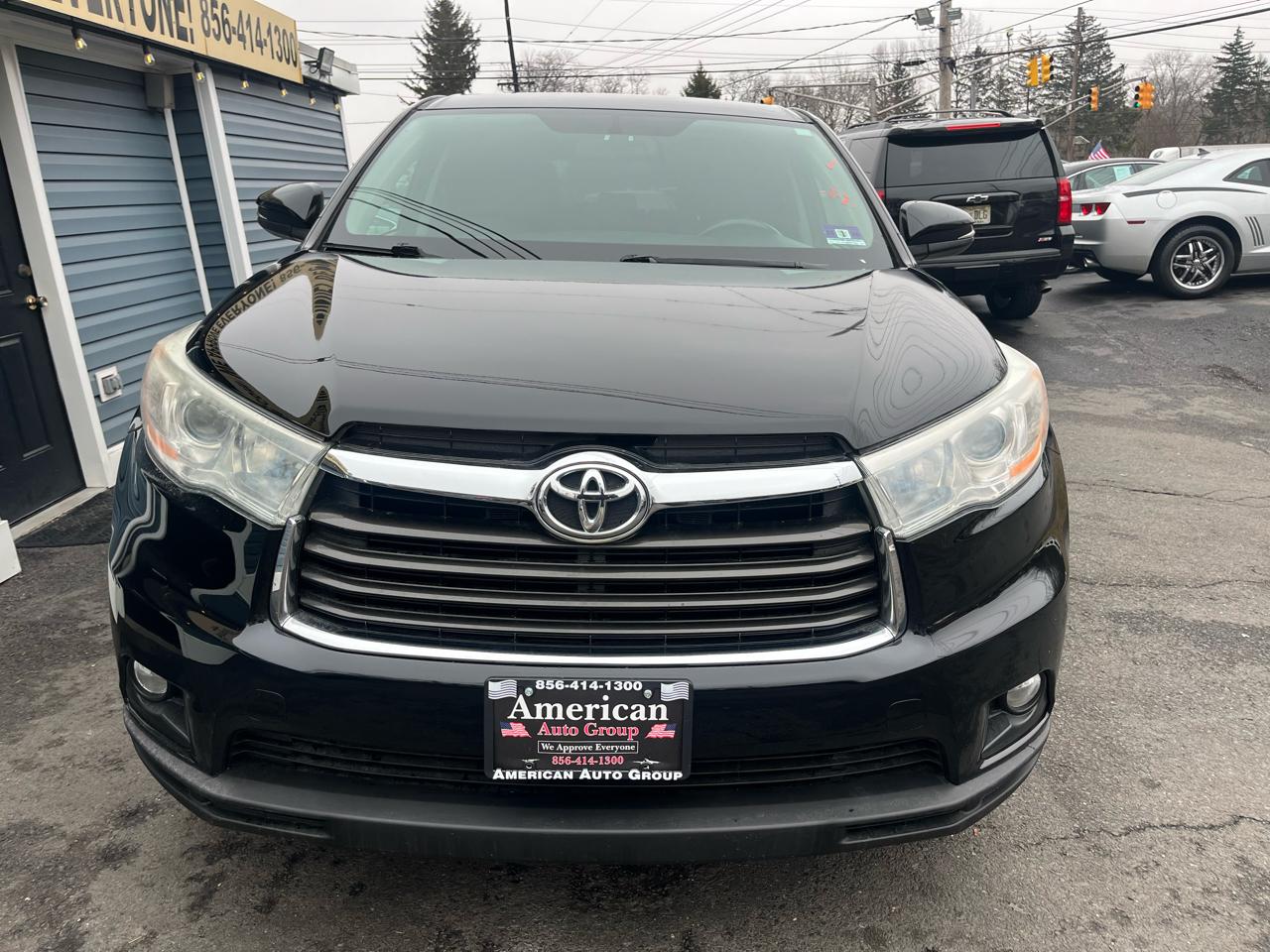 Toyota Highlander AWD 4dr V6 LE (Natl) 2015