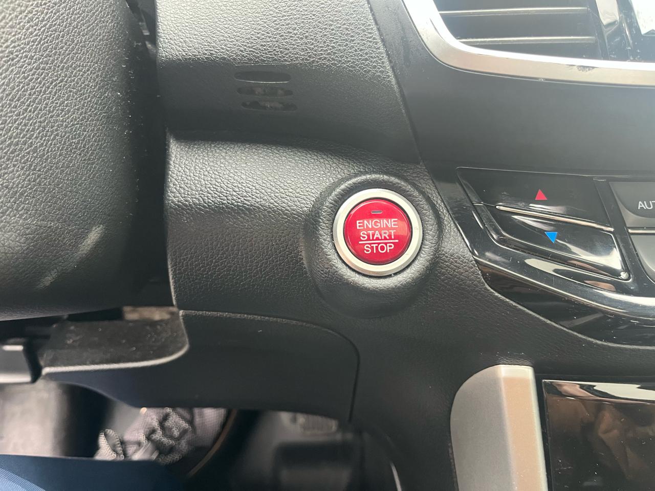 Honda Accord Sedan EX-L CVT w/Navi & Honda Sensing 2017