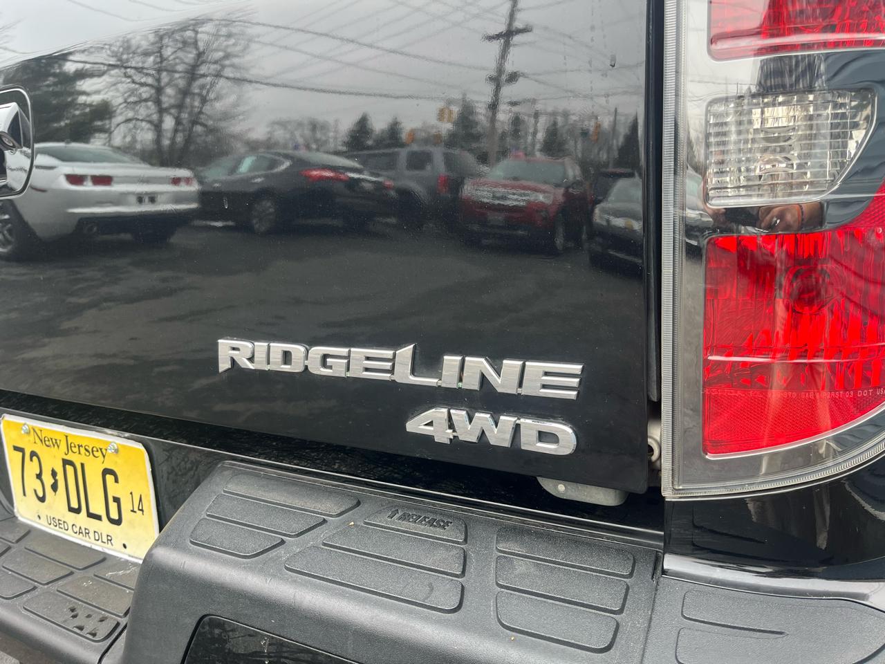 Honda Ridgeline 4WD Crew Cab Sport 2013