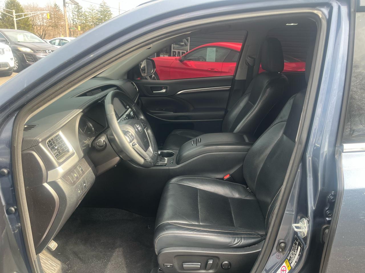 Toyota Highlander AWD 4dr V6 Limited (Natl) 2015