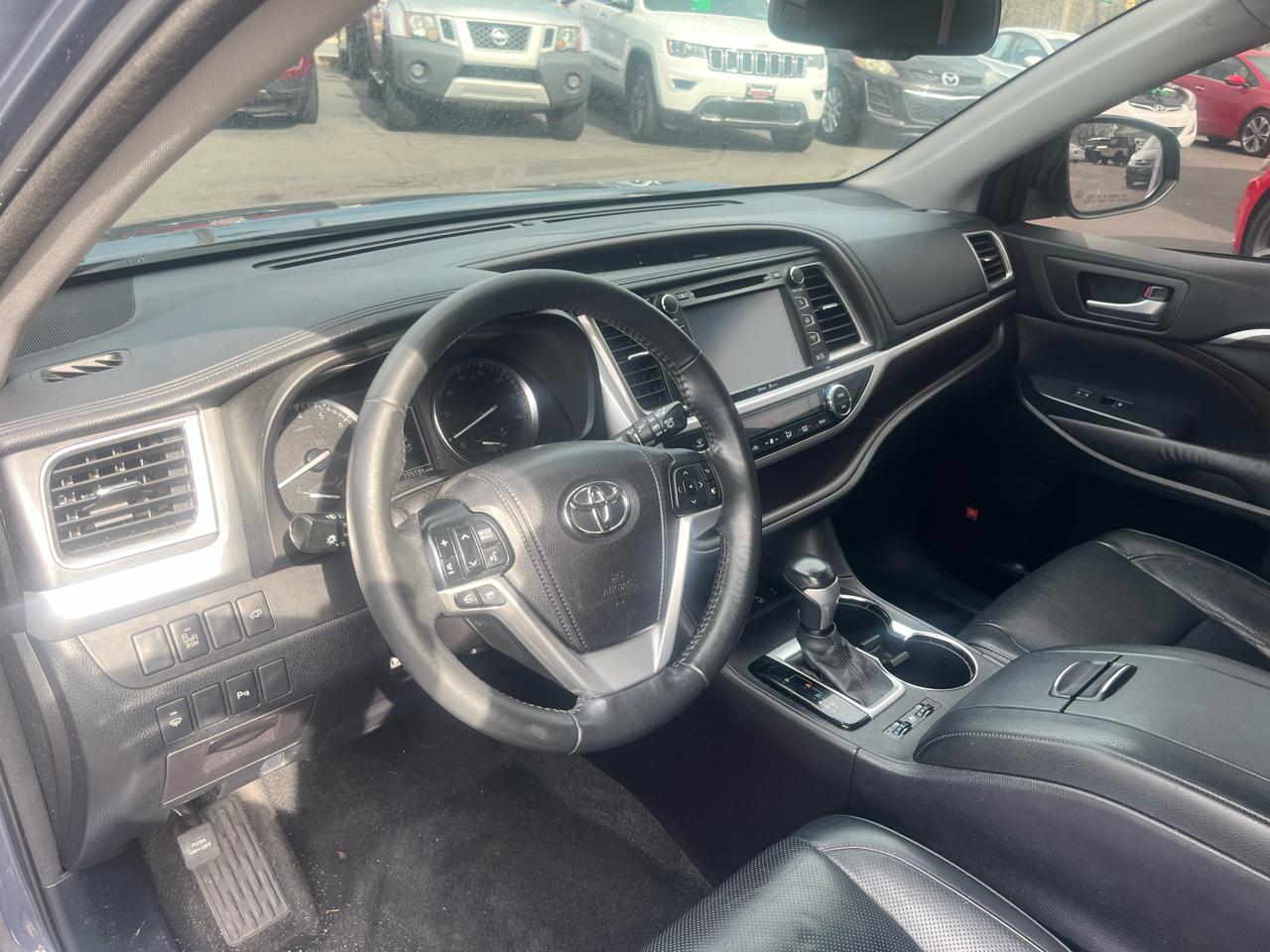 Toyota Highlander AWD 4dr V6 Limited (Natl) 2015