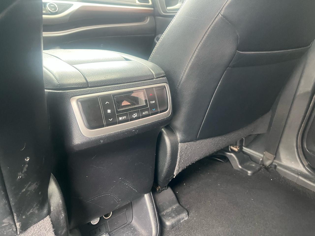 Toyota Highlander AWD 4dr V6 Limited (Natl) 2015