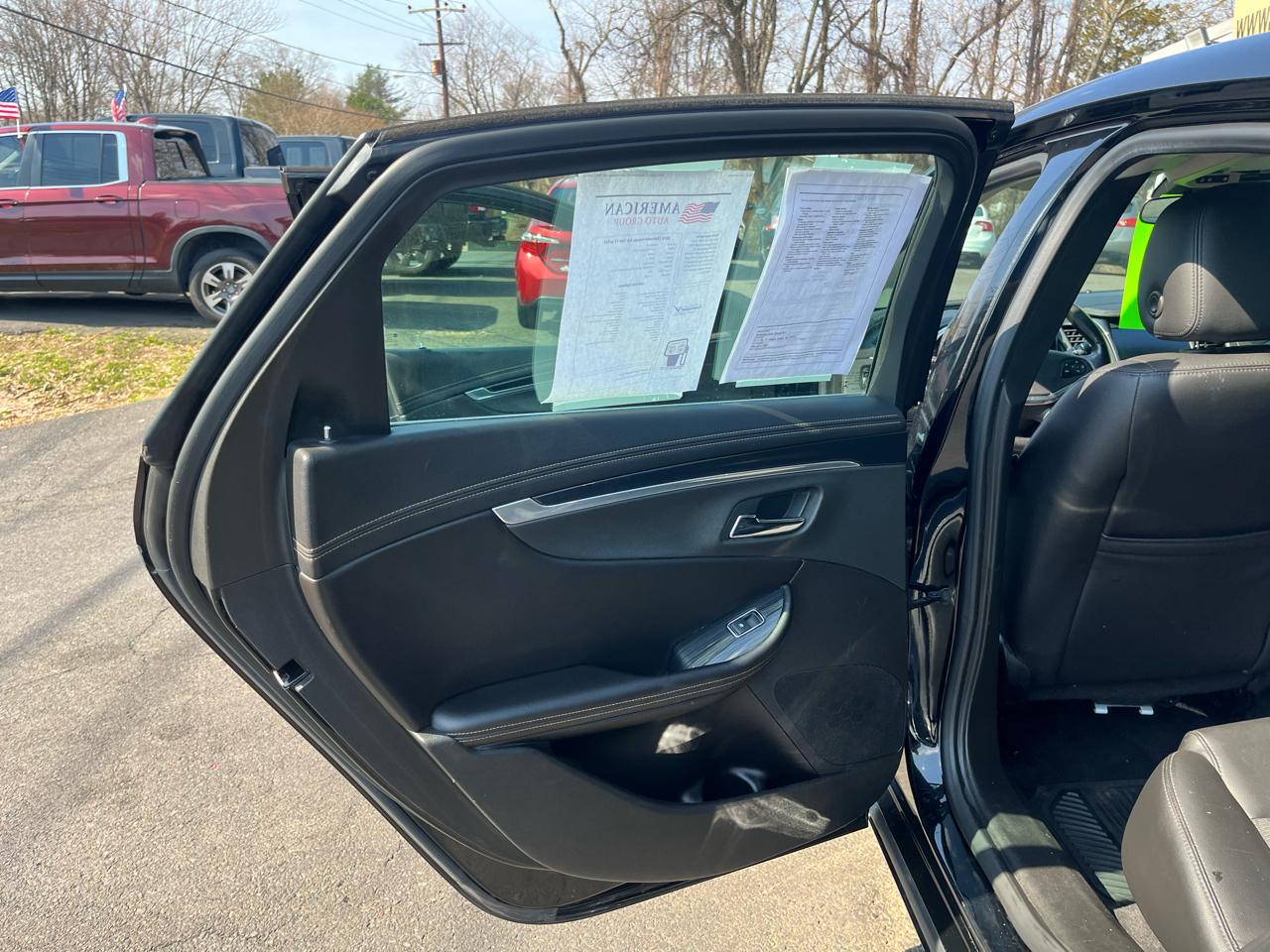 Chevrolet Impala 4dr Sdn LT w/1LT 2019