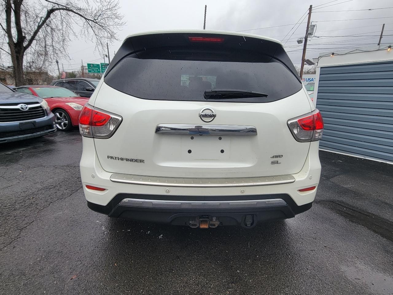 Nissan Pathfinder 4WD 4dr SL 2016