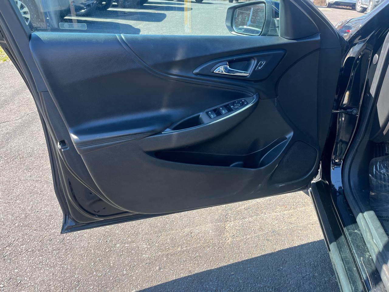 Chevrolet Malibu 4dr Sdn LT 2020