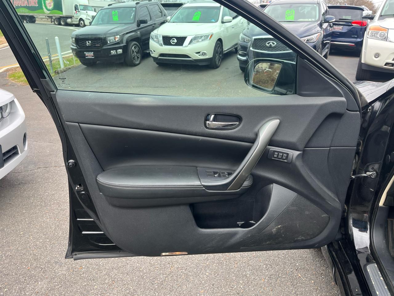 Nissan Maxima 4dr Sdn 3.5 SV w/Sport Pkg 2013