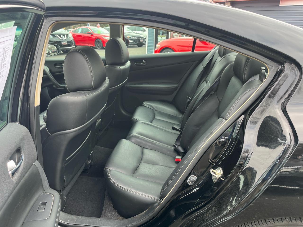 Nissan Maxima 4dr Sdn 3.5 SV w/Sport Pkg 2013