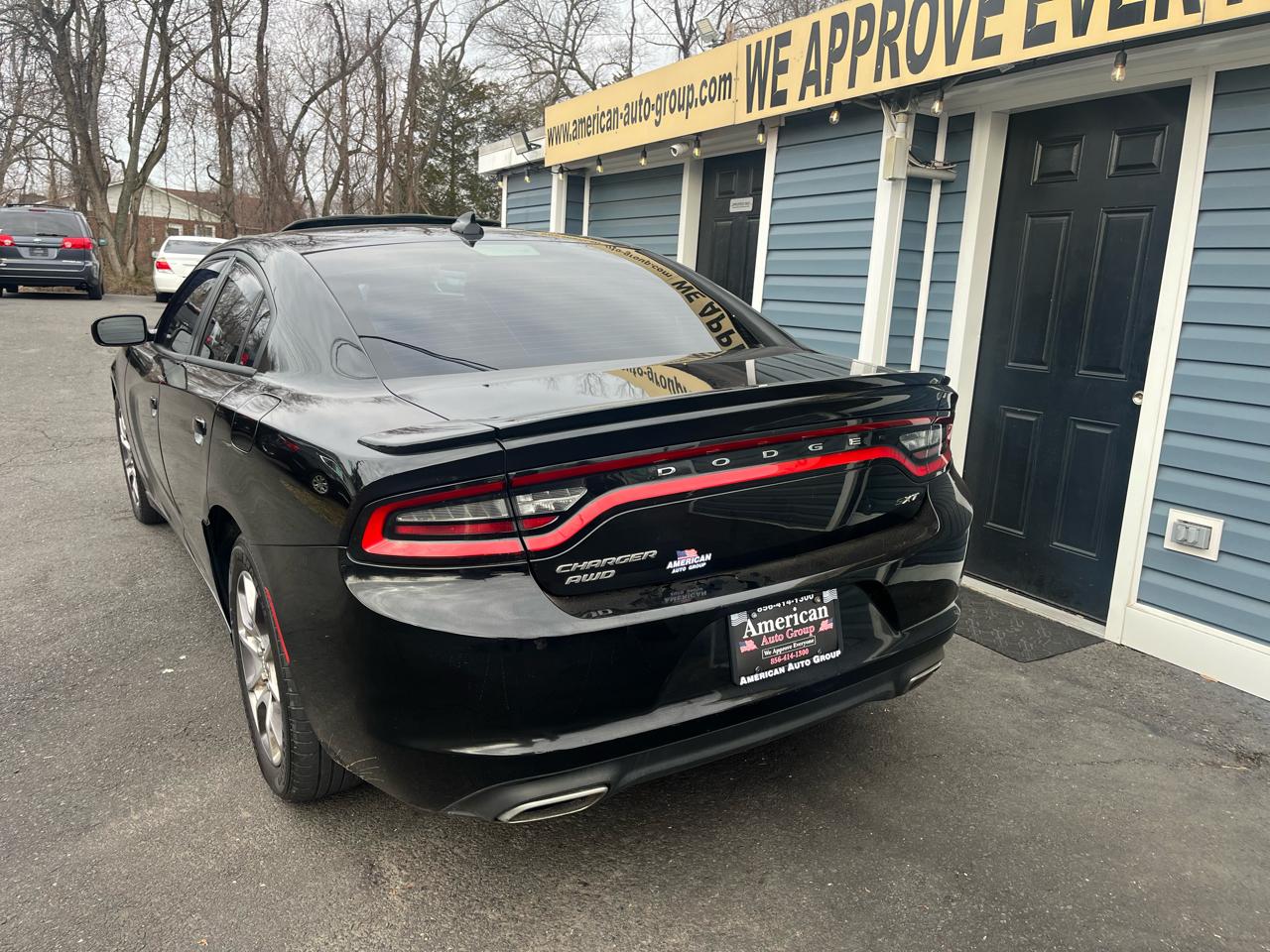 Dodge Charger 4dr Sdn SXT AWD 2016