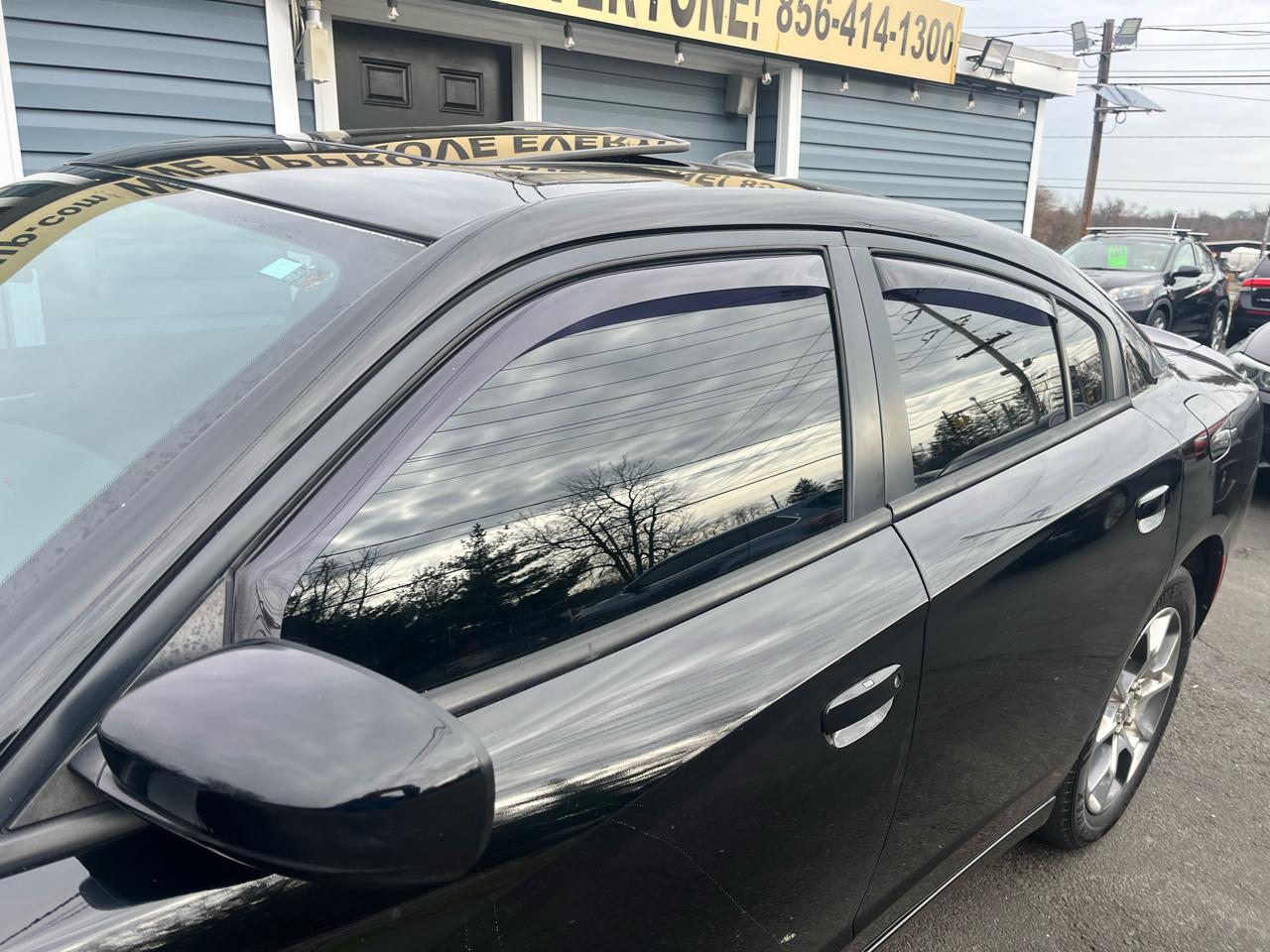 Dodge Charger 4dr Sdn SXT AWD 2016