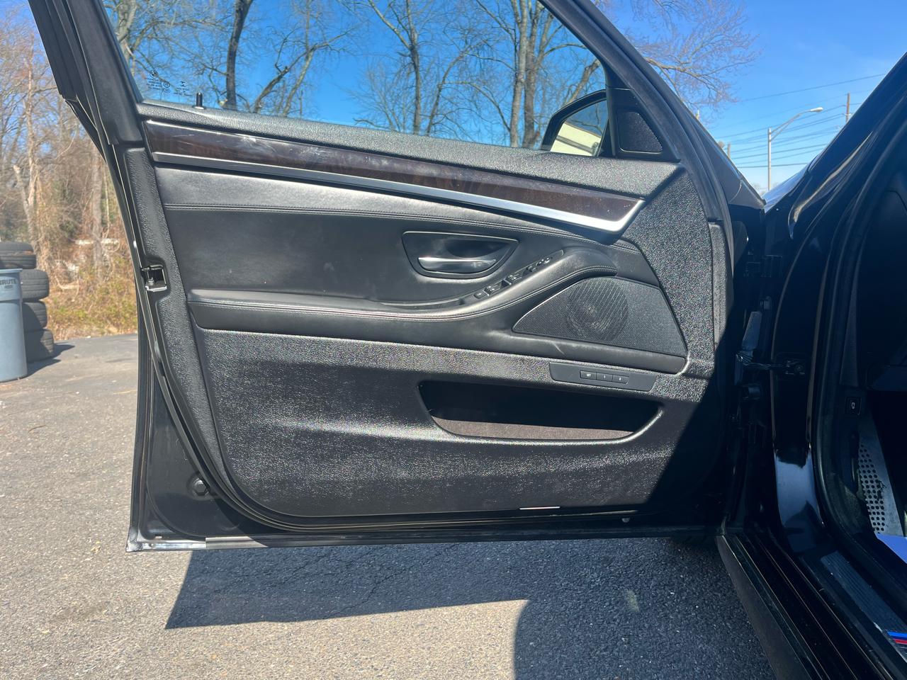 BMW 5 Series 528i 2016