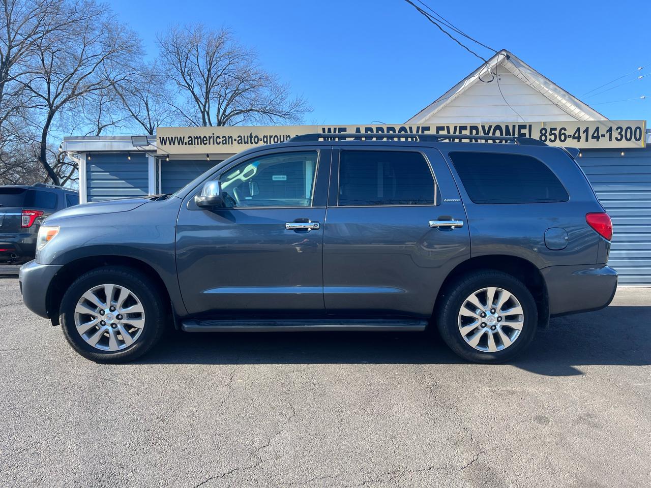 Toyota Sequoia 4WD LV8 6-Spd AT Ltd (Natl) 2010