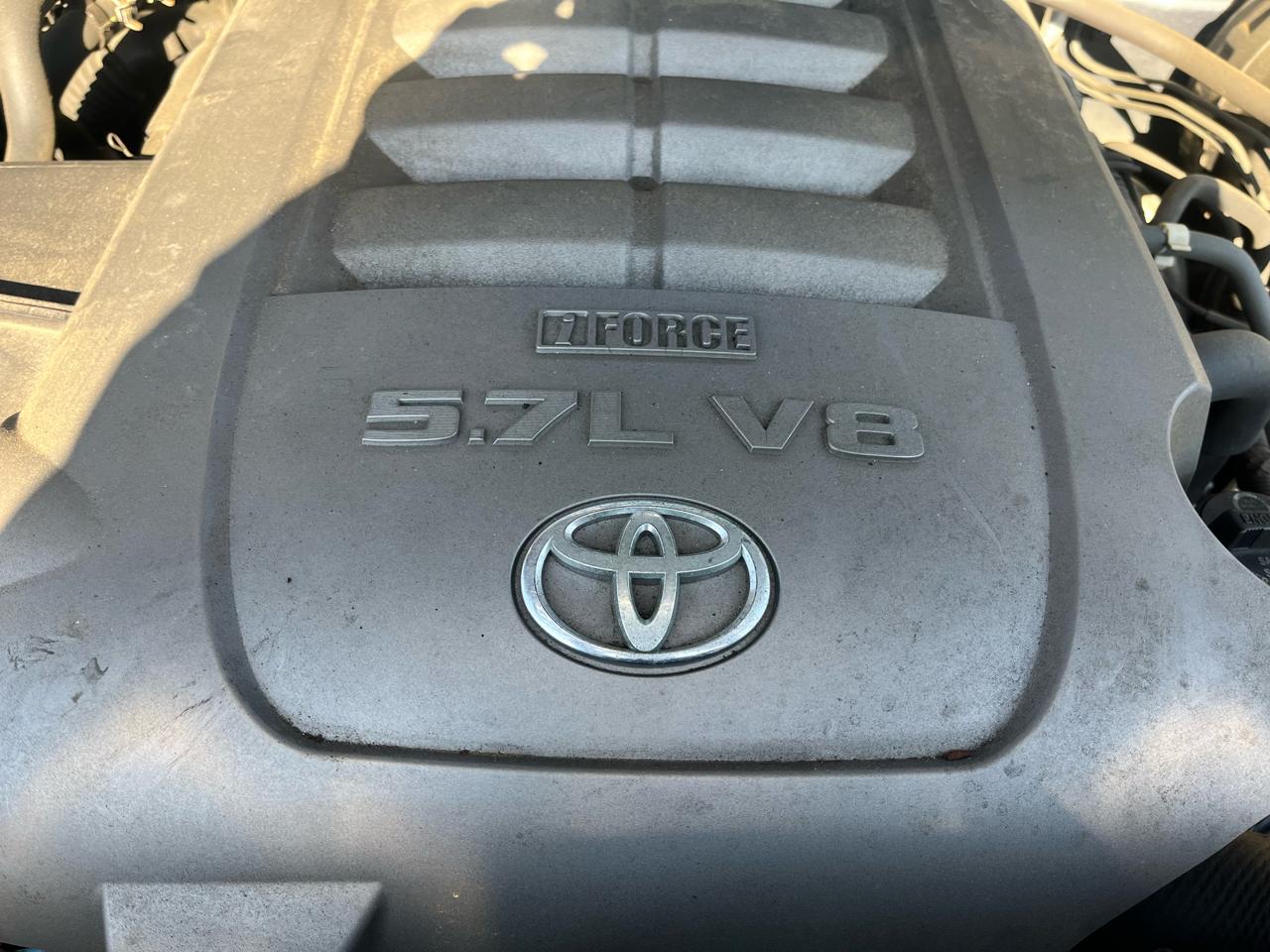 Toyota Sequoia 4WD LV8 6-Spd AT Ltd (Natl) 2010