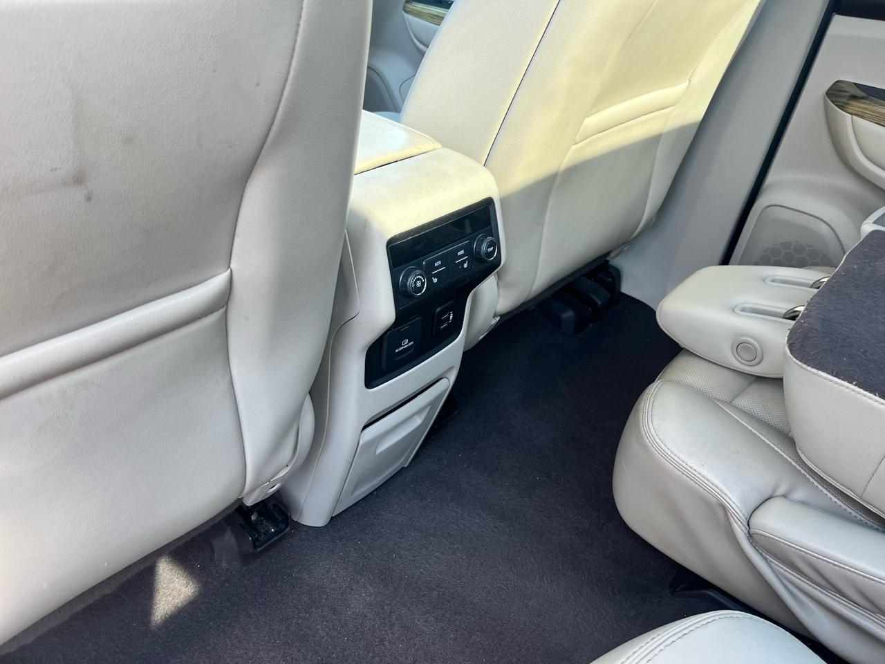 GMC Acadia AWD 4dr Denali 2018