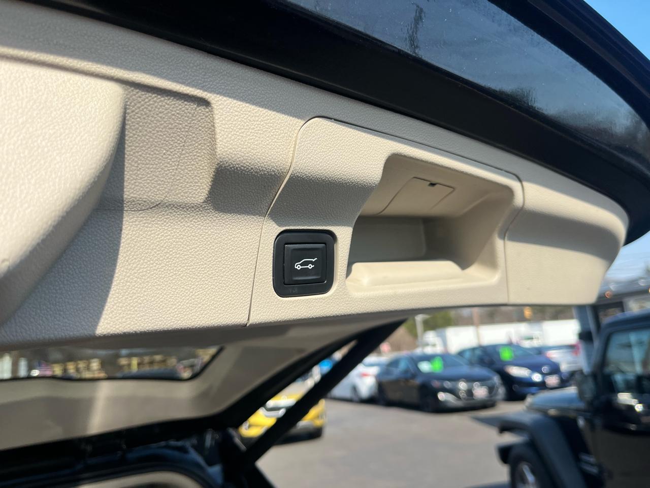 GMC Acadia AWD 4dr Denali 2018