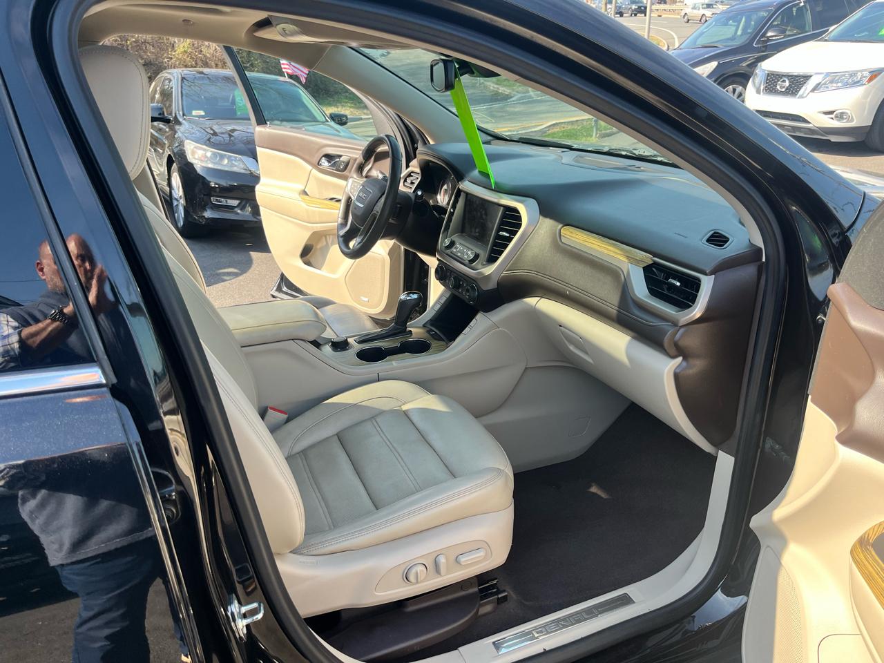 GMC Acadia AWD 4dr Denali 2018