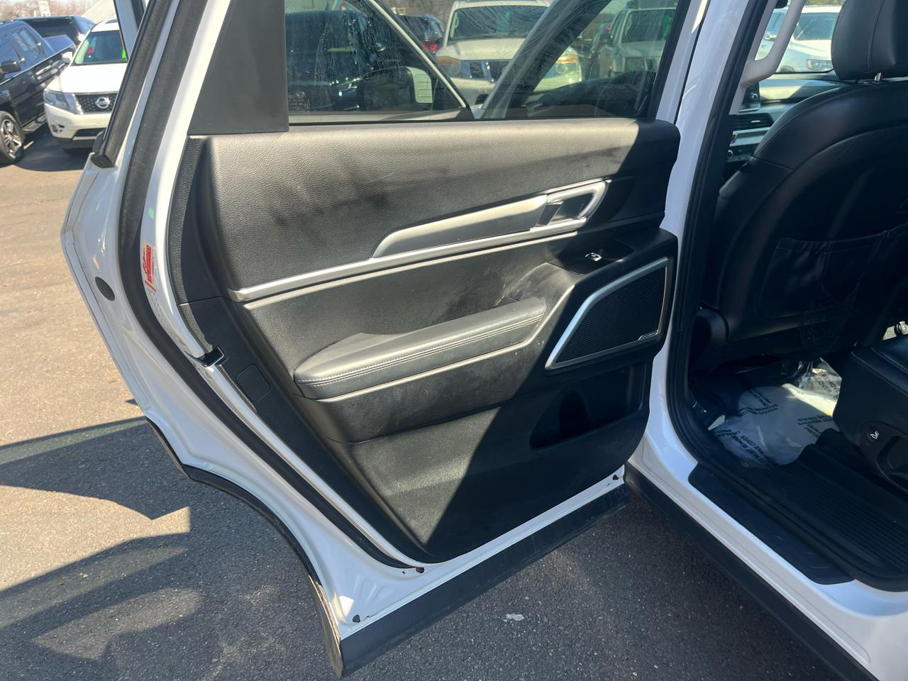 Kia Telluride LX FWD 2020