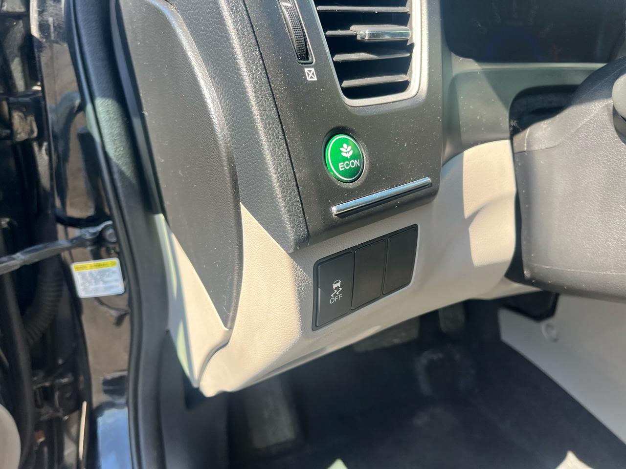 Honda Civic Sedan 4dr CVT LX 2015