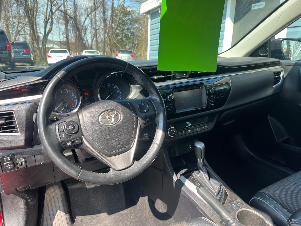 Toyota Corolla 4dr Sdn CVT S Plus (Natl) 2014