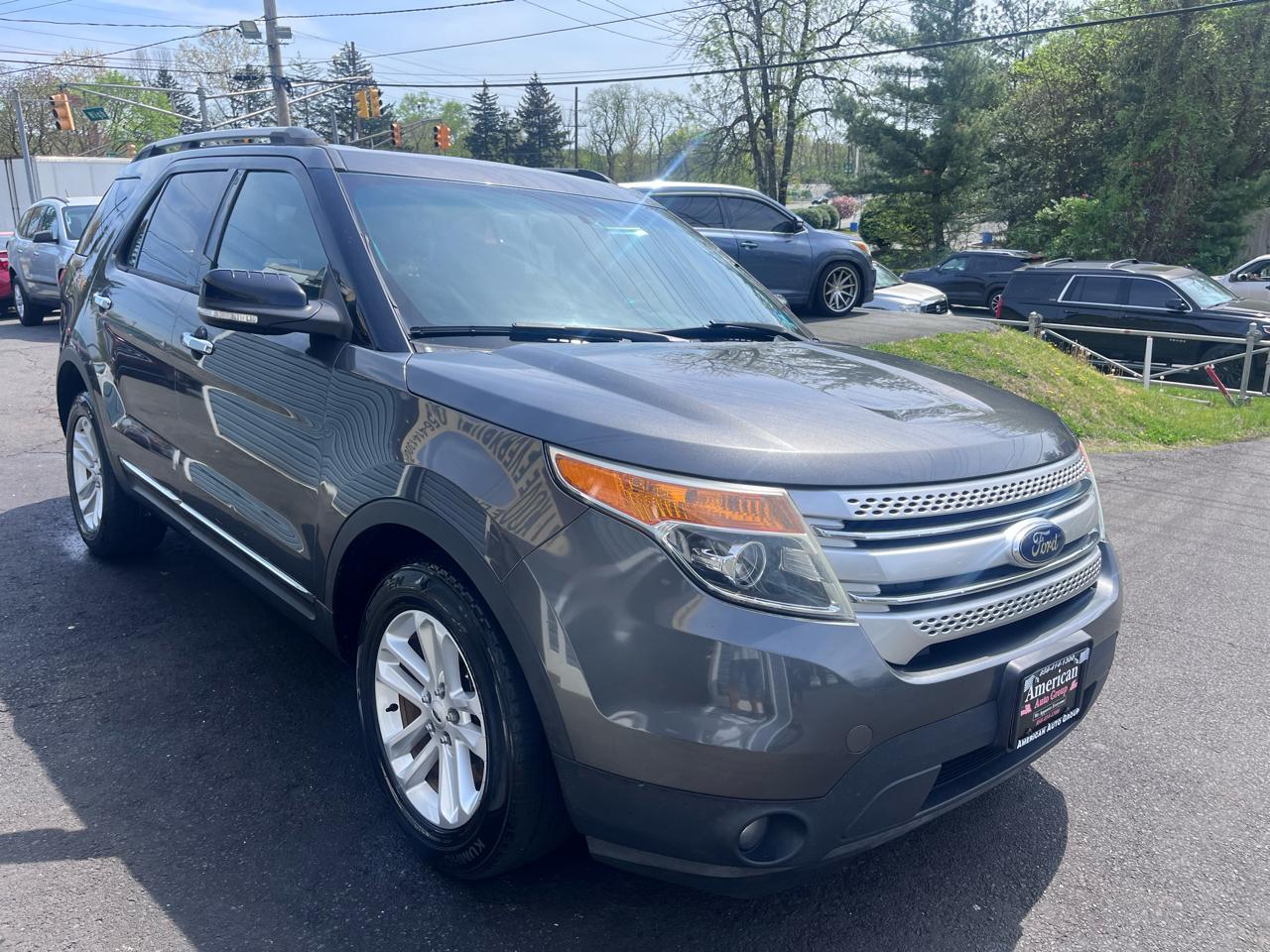 Ford Explorer FWD 4dr XLT 2015