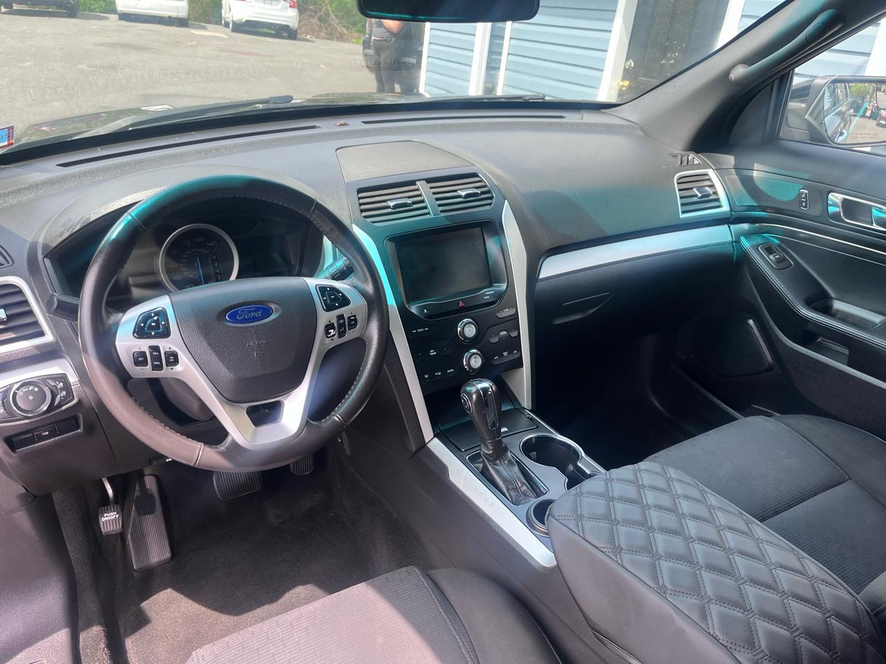 Ford Explorer FWD 4dr XLT 2015