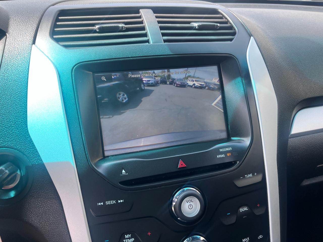 Ford Explorer FWD 4dr XLT 2015