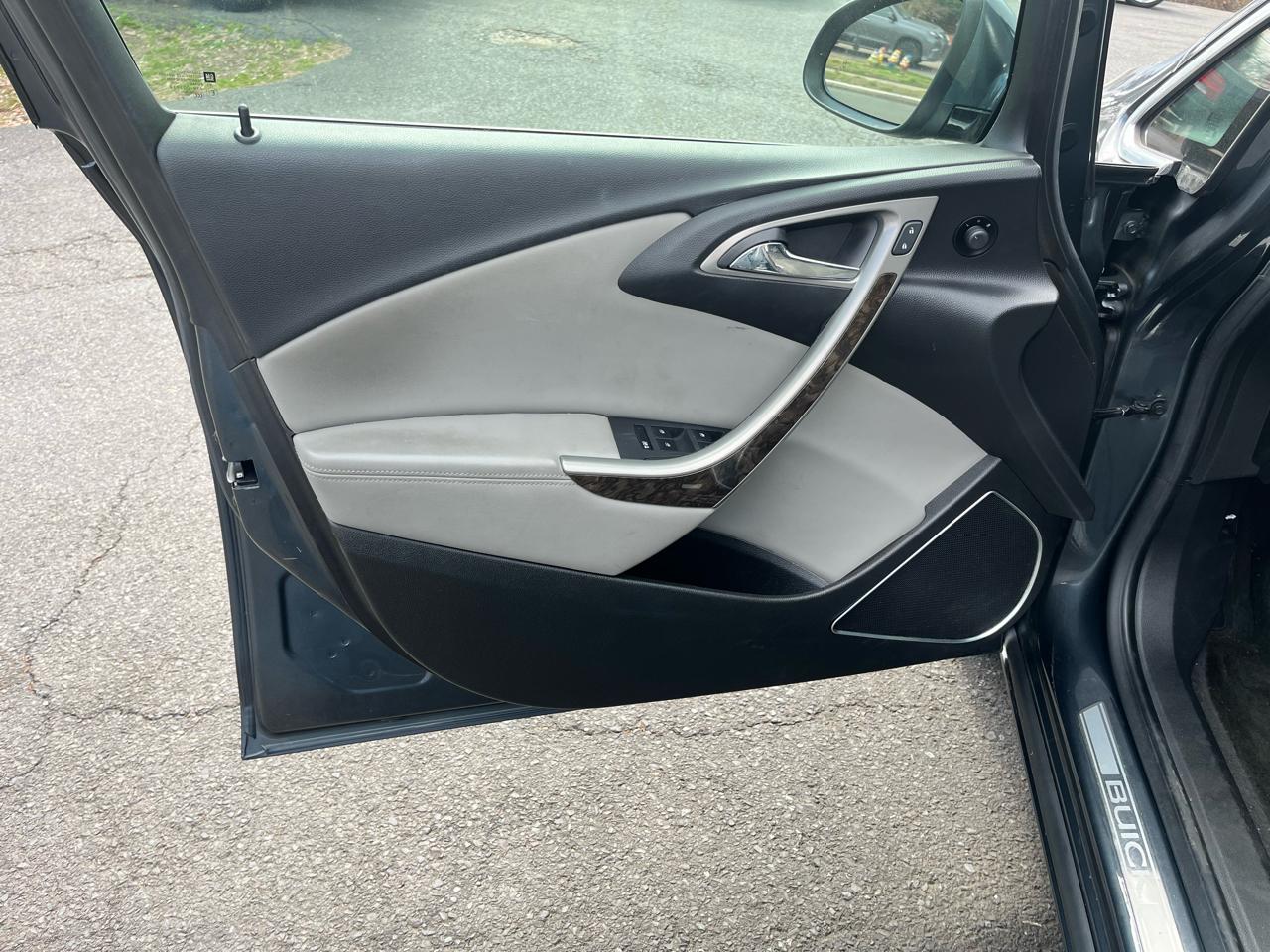 Buick Verano 4dr Sdn Convenience Group 2013