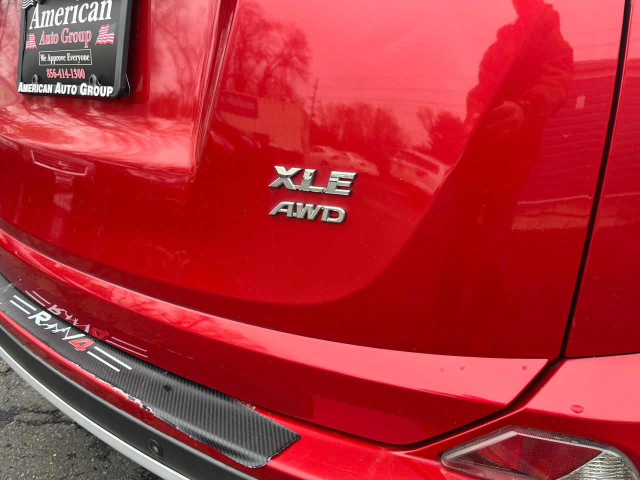 Toyota RAV4 AWD 4dr XLE (Natl) 2016