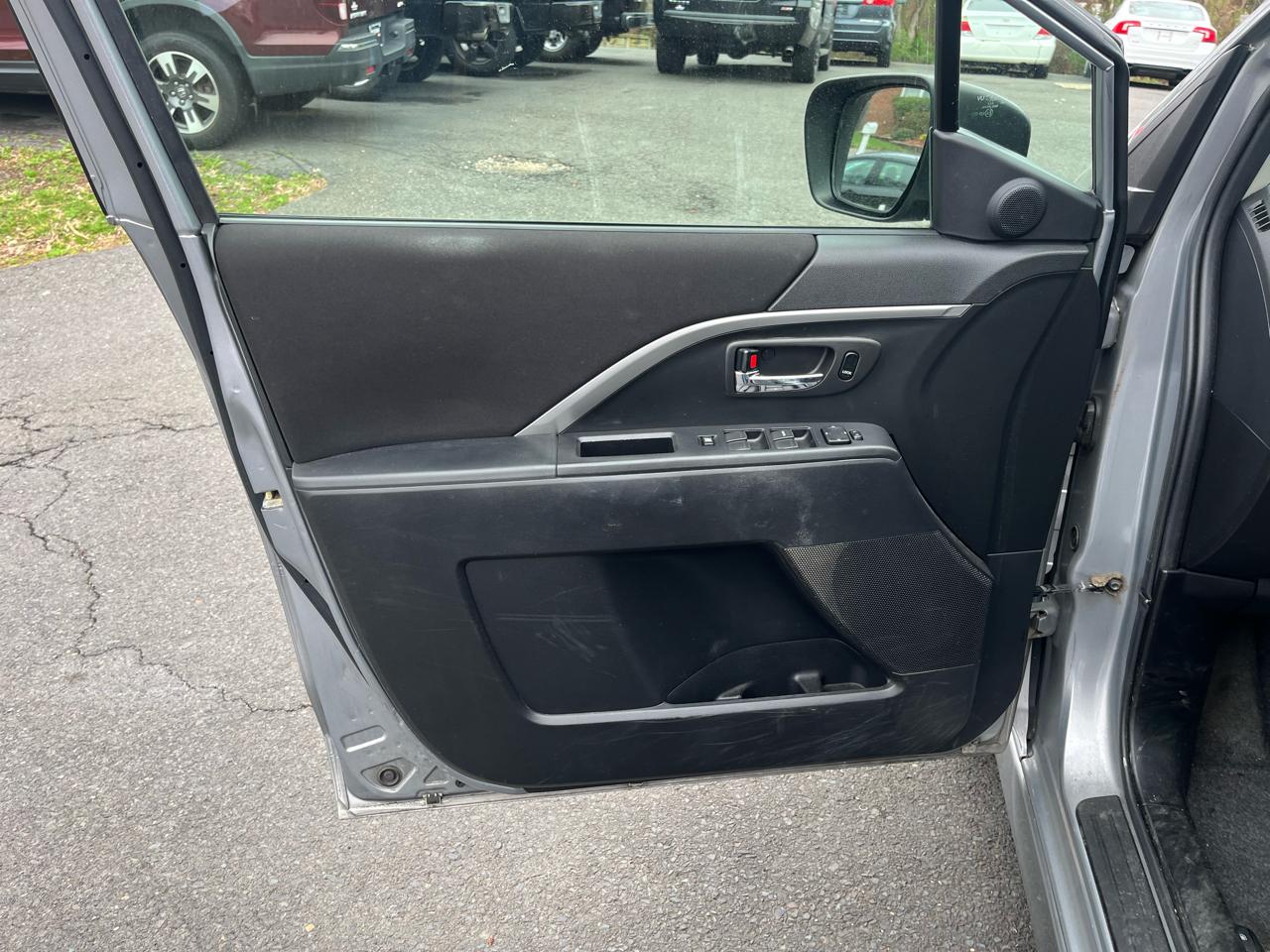 Mazda MAZDA5 4dr Wgn Auto Grand Touring 2012