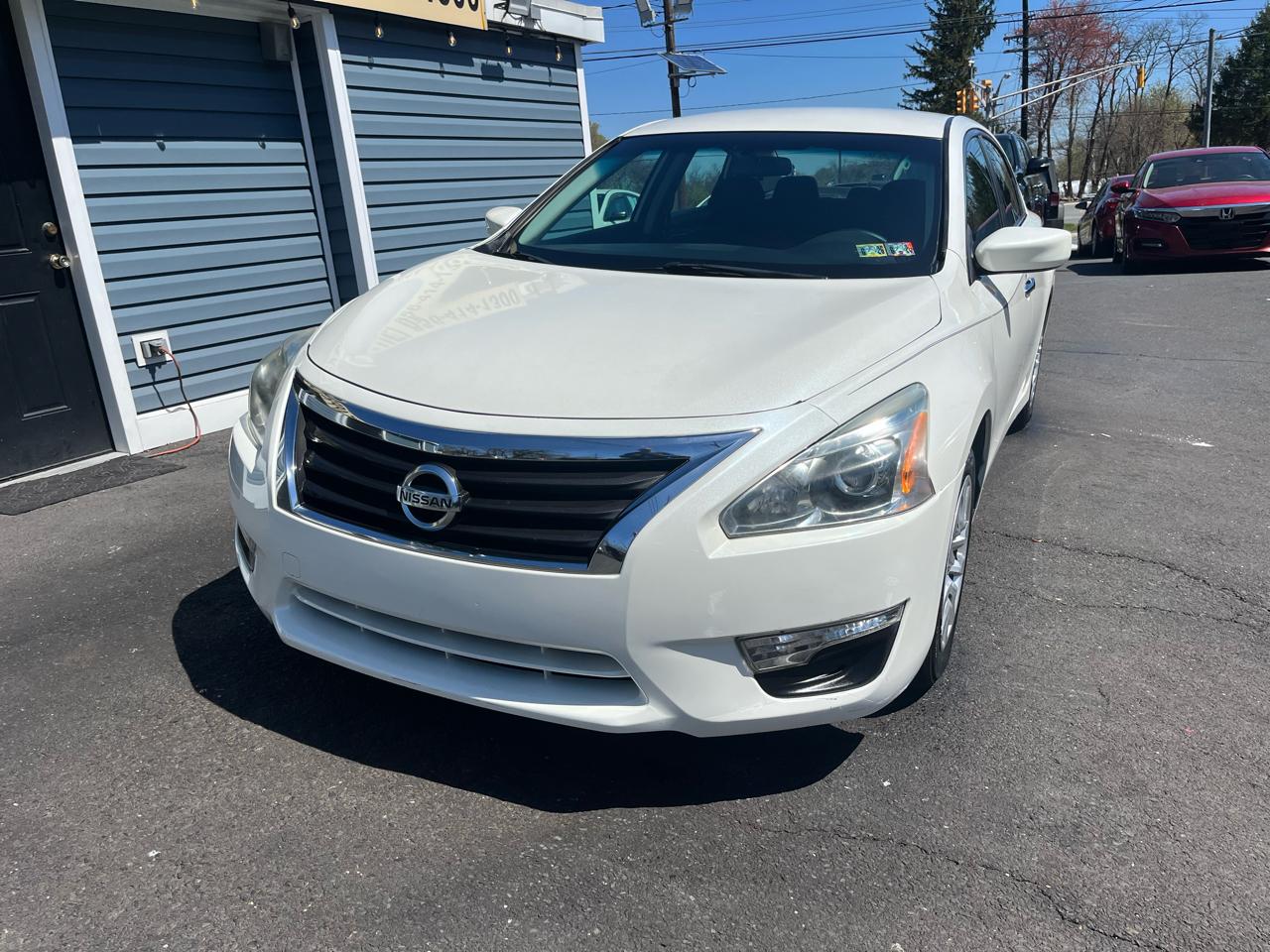 Nissan Altima 4dr Sdn I4 2.5 2015