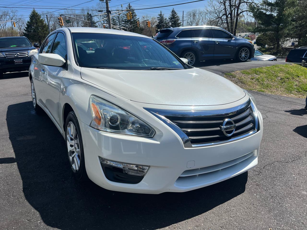 Nissan Altima 4dr Sdn I4 2.5 2015