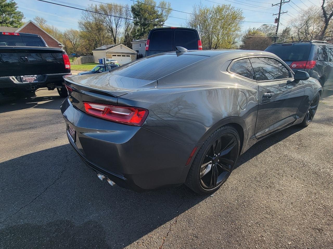 Chevrolet Camaro 2dr Cpe 1LT 2018