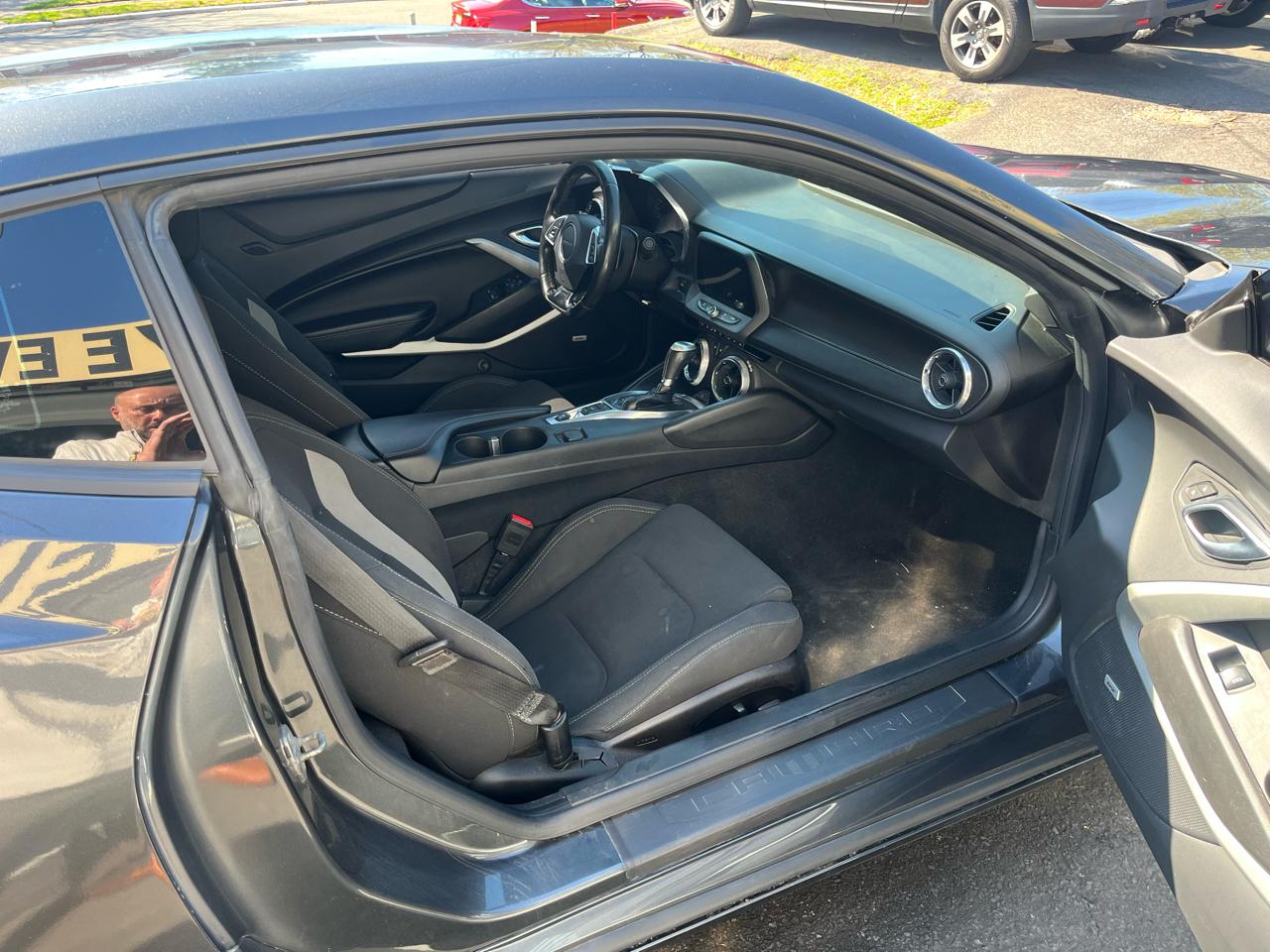 Chevrolet Camaro 2dr Cpe 1LT 2018