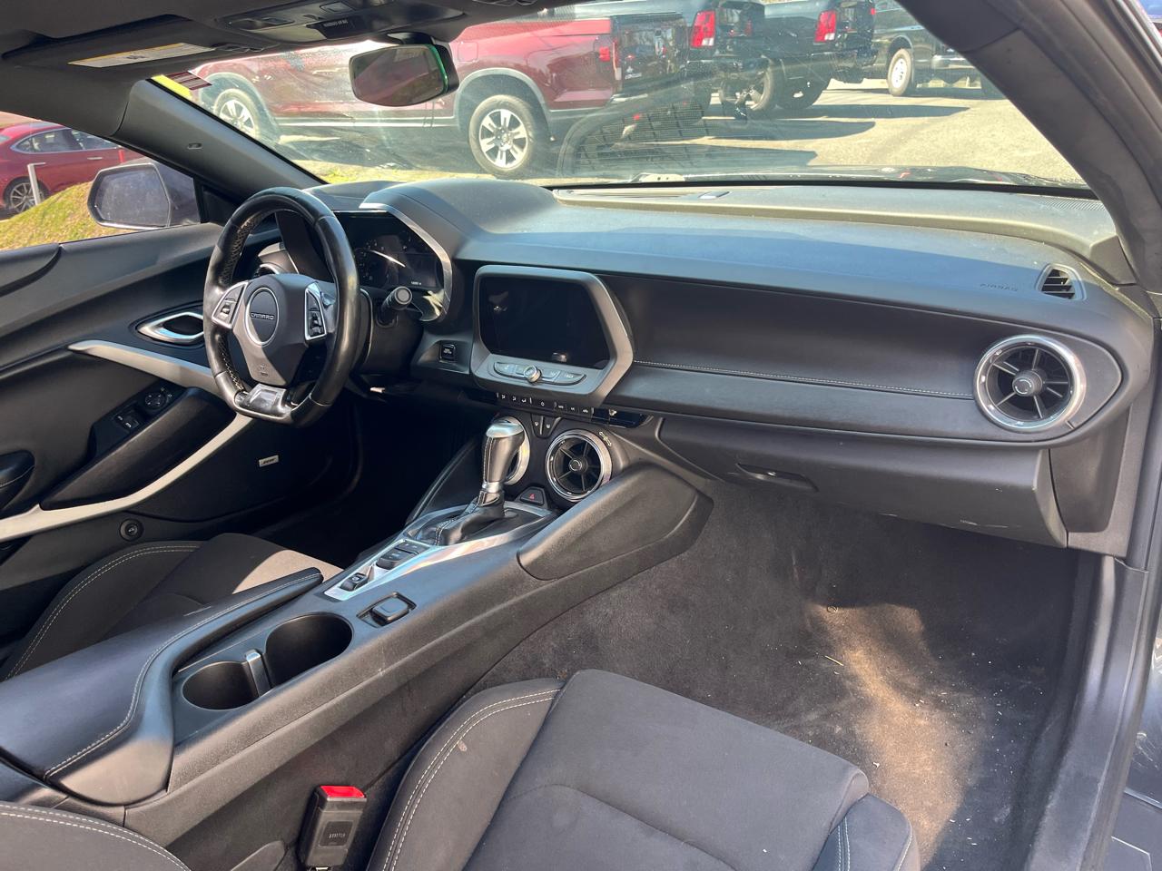 Chevrolet Camaro 2dr Cpe 1LT 2018