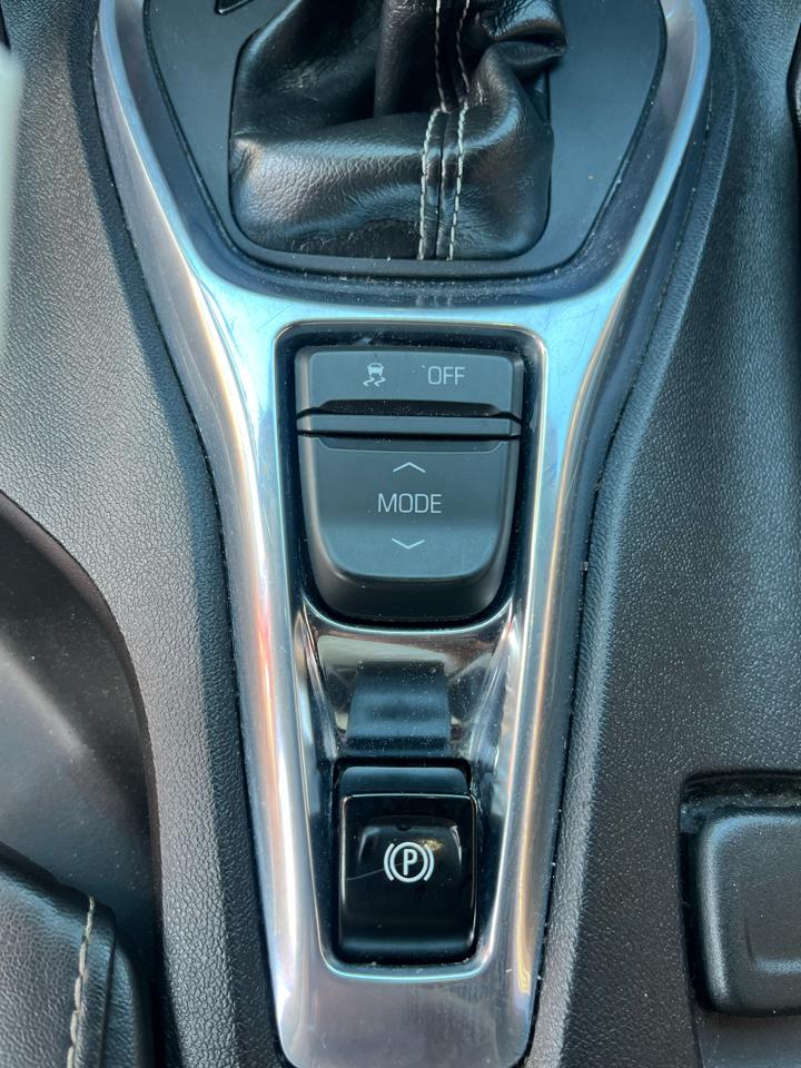 Chevrolet Camaro 2dr Cpe 1LT 2018