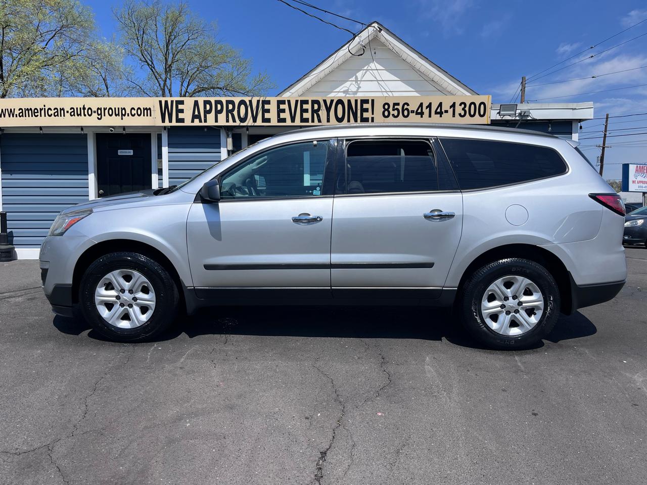 Chevrolet Traverse FWD 4dr LS w/1LS 2017