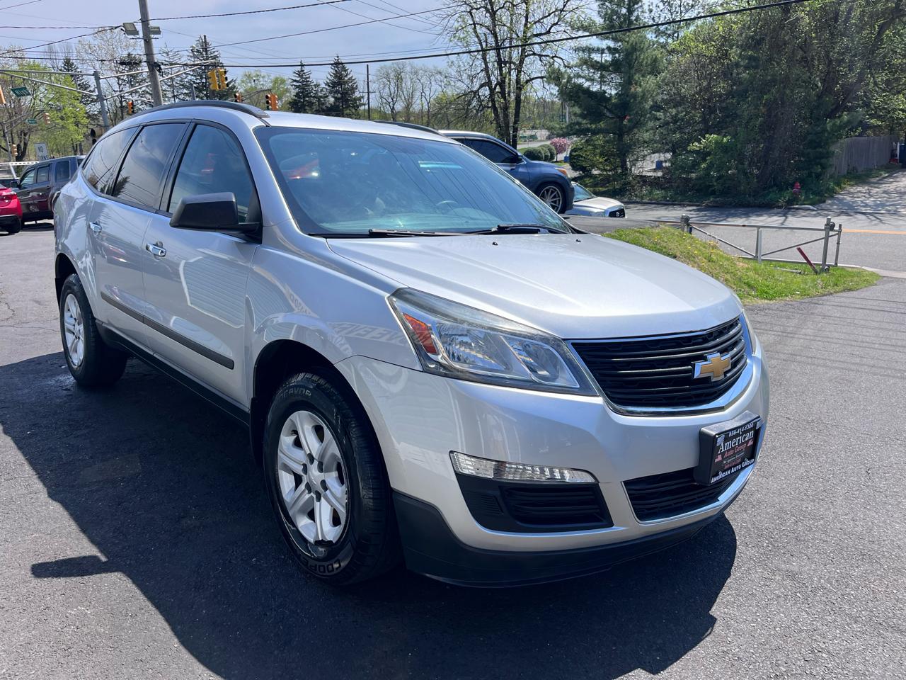 Chevrolet Traverse FWD 4dr LS w/1LS 2017