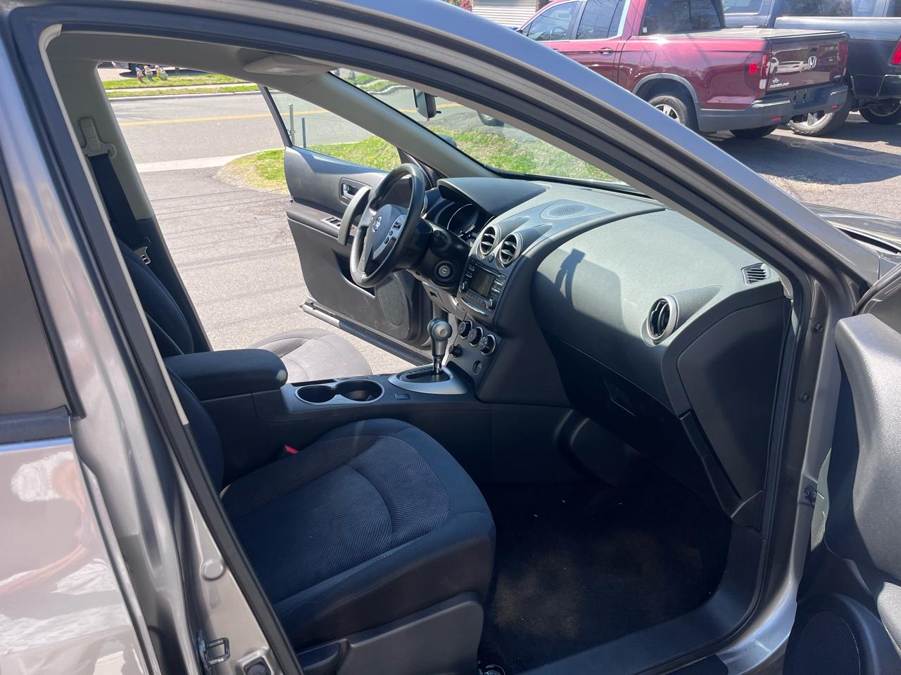 Nissan Rogue Select FWD 4dr S 2014